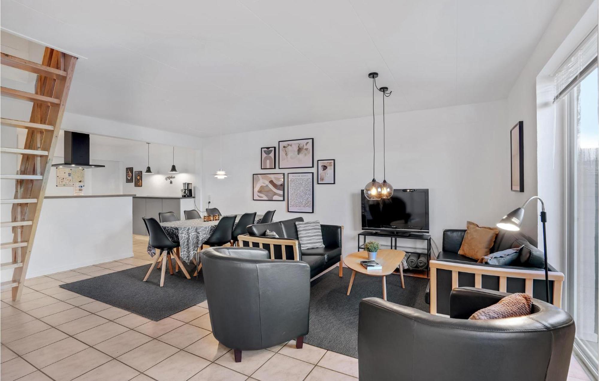 Amazing Home In Hvide Sande With Wifi Bjerregård エクステリア 写真