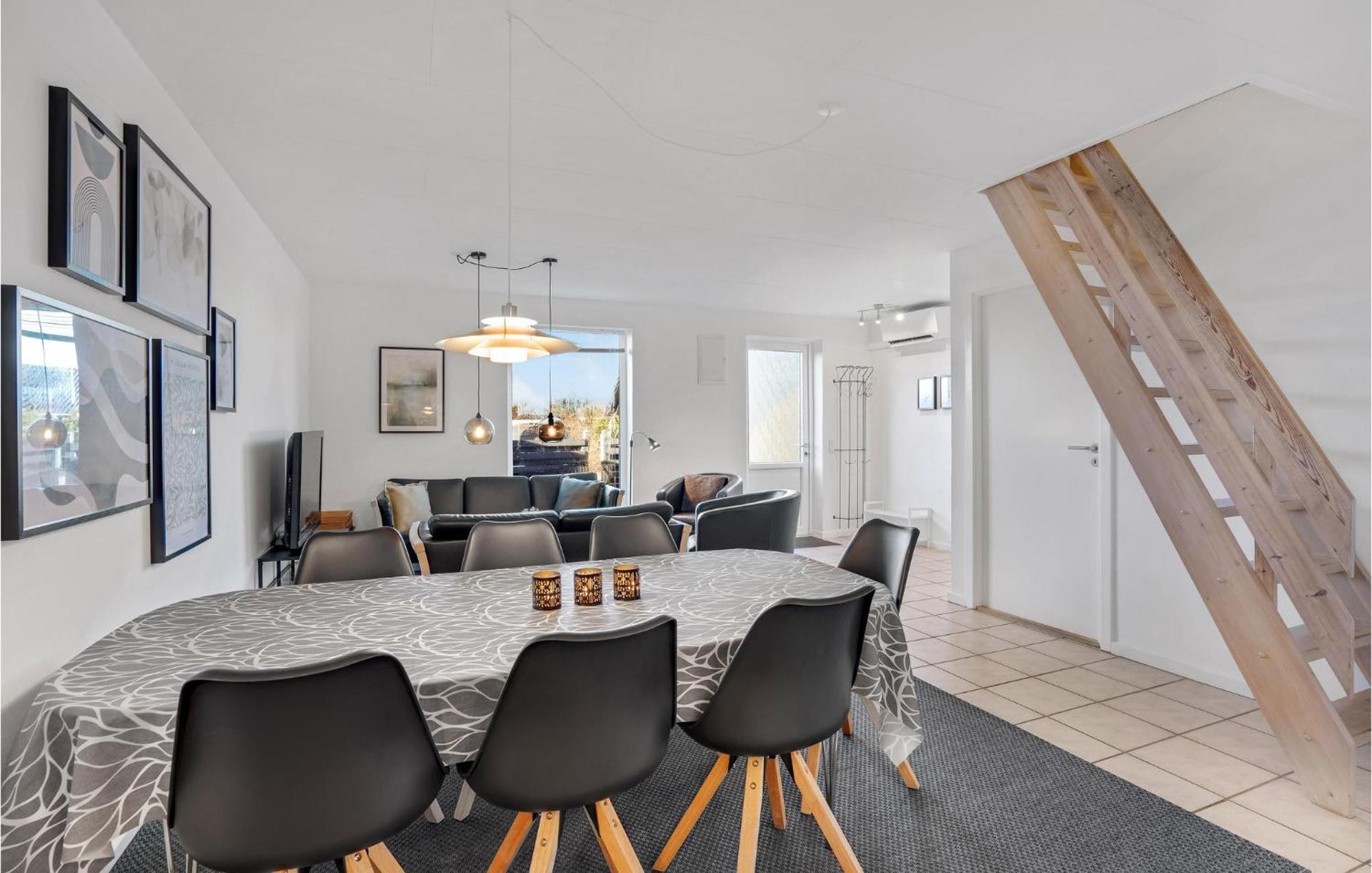 Amazing Home In Hvide Sande With Wifi Bjerregård エクステリア 写真