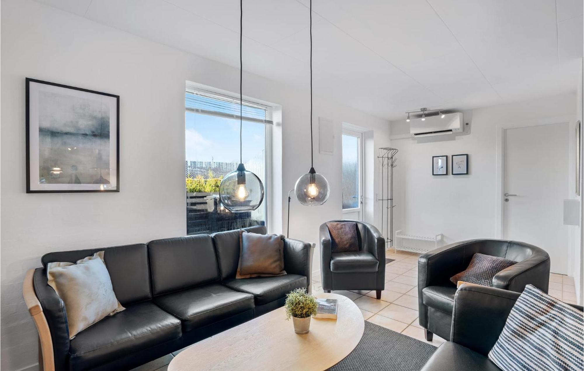Amazing Home In Hvide Sande With Wifi Bjerregård エクステリア 写真
